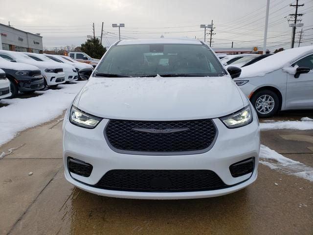 new 2026 Chrysler Pacifica car, priced at $43,785