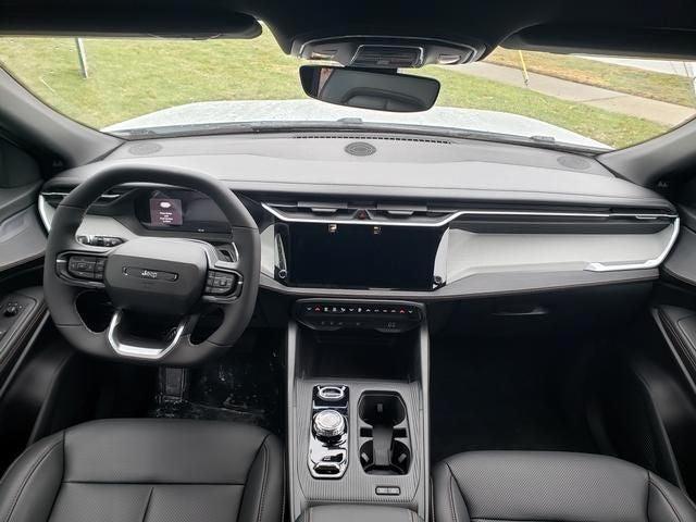 new 2026 Jeep Cherokee car, priced at $38,352