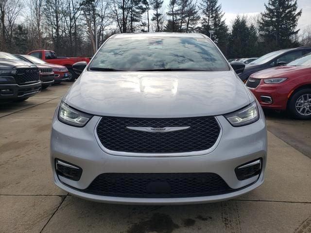 new 2026 Chrysler Pacifica car, priced at $46,519