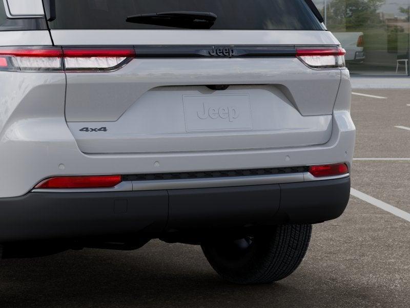 new 2026 Jeep Grand Cherokee car, priced at $41,062