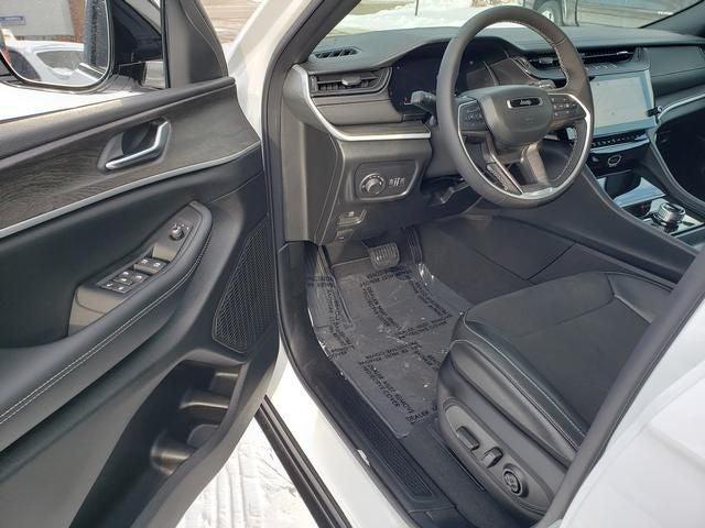 new 2026 Jeep Grand Cherokee car, priced at $43,183