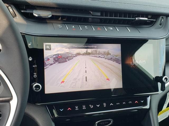 new 2026 Jeep Grand Cherokee car, priced at $43,183