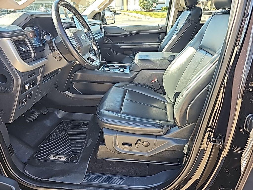 used 2022 Ford Expedition car, priced at $38,981
