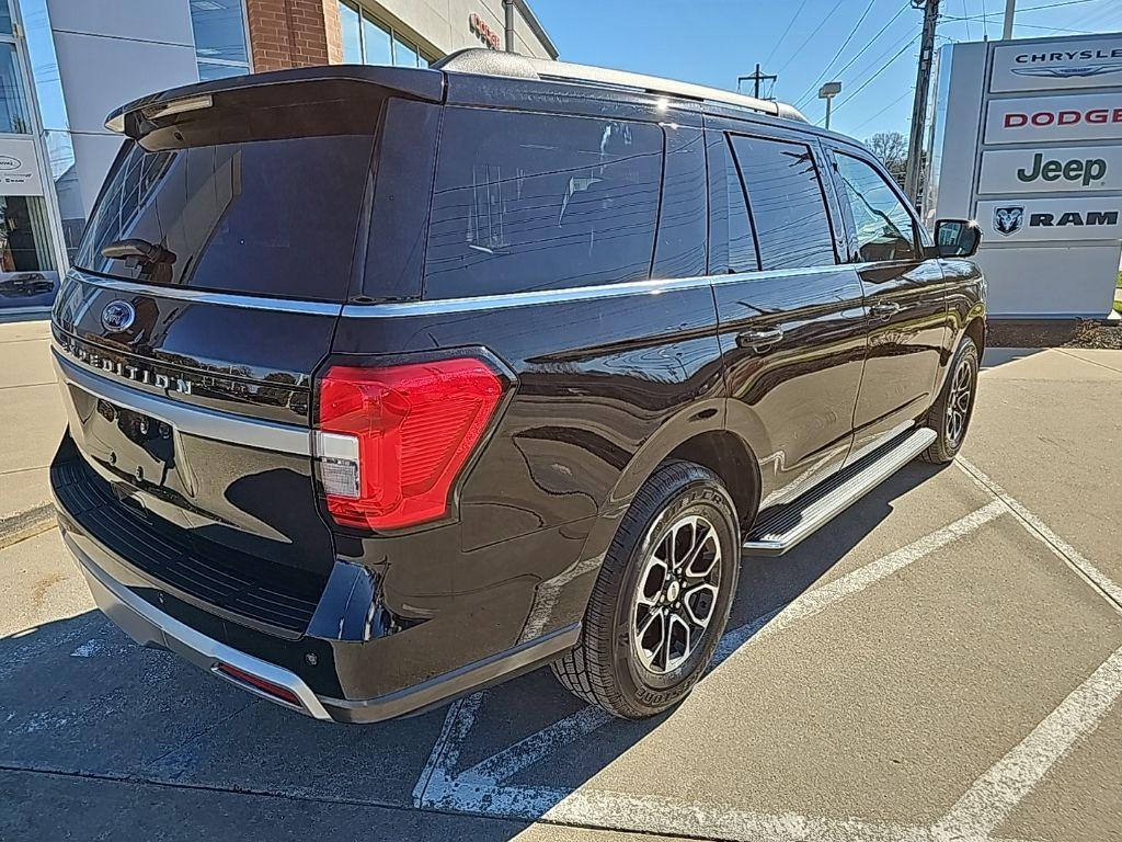 used 2022 Ford Expedition car, priced at $38,981