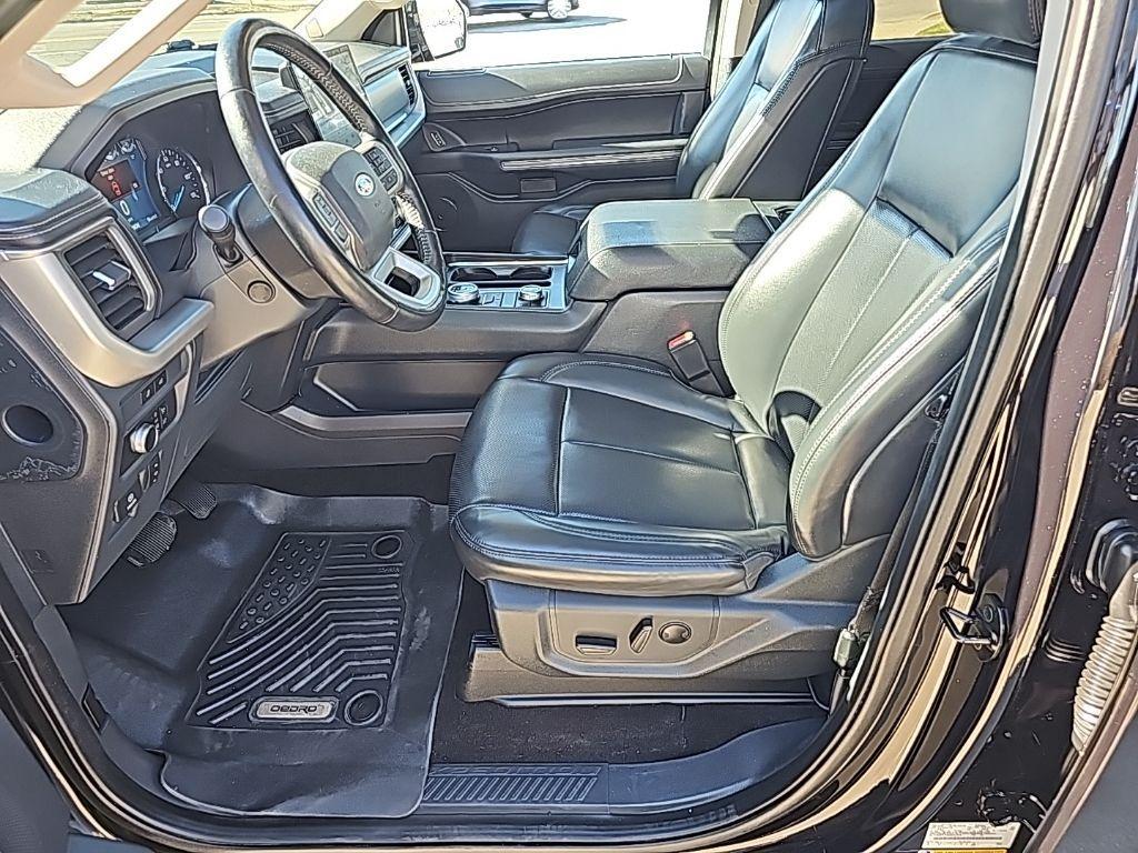 used 2022 Ford Expedition car, priced at $38,981