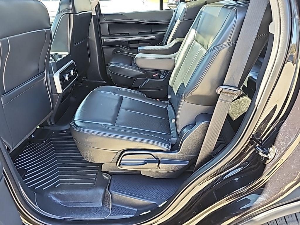 used 2022 Ford Expedition car, priced at $38,981