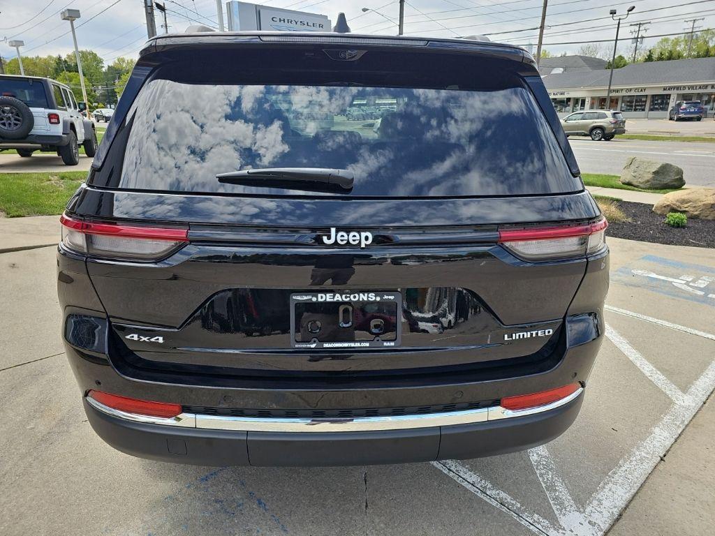 used 2025 Jeep Grand Cherokee car, priced at $42,981