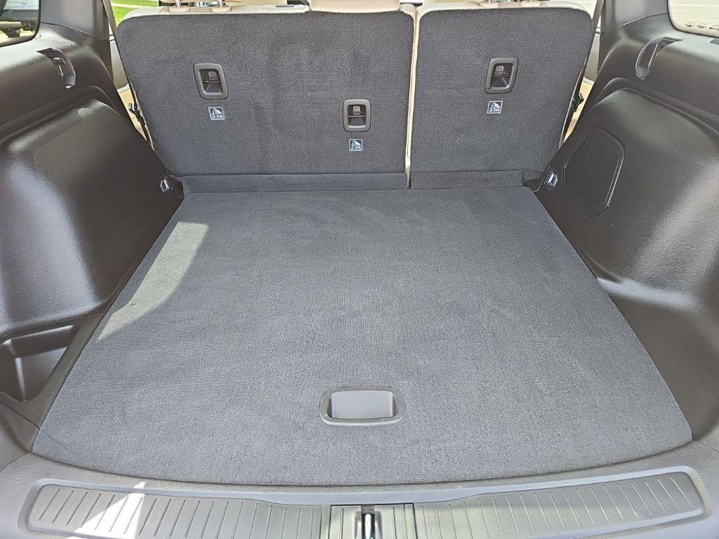 used 2025 Jeep Grand Cherokee car, priced at $42,981