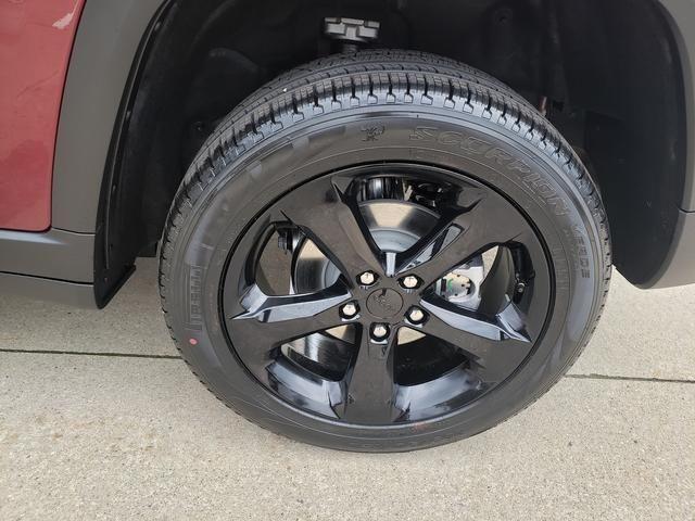 new 2026 Jeep Grand Cherokee car, priced at $48,630