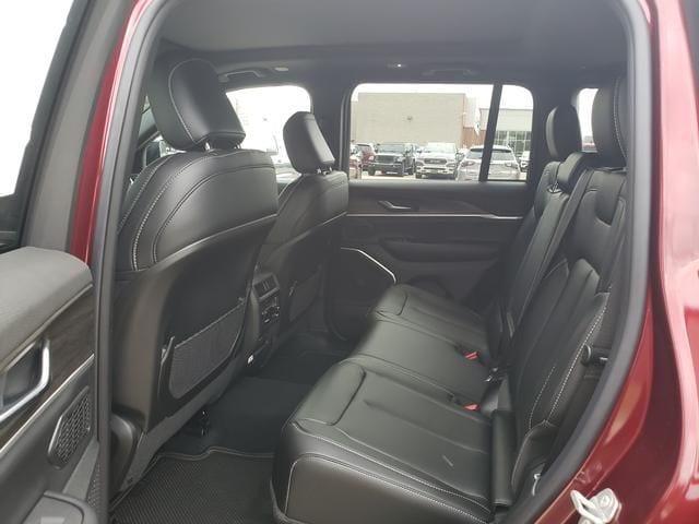 new 2026 Jeep Grand Cherokee car, priced at $48,630