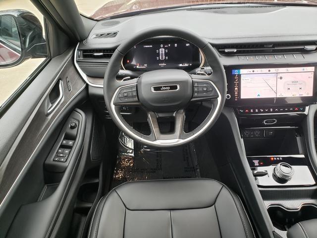 new 2026 Jeep Grand Cherokee car, priced at $48,630