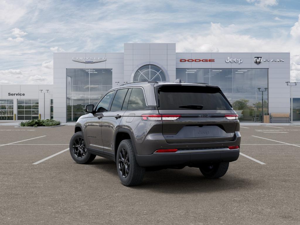 new 2026 Jeep Grand Cherokee car, priced at $45,175