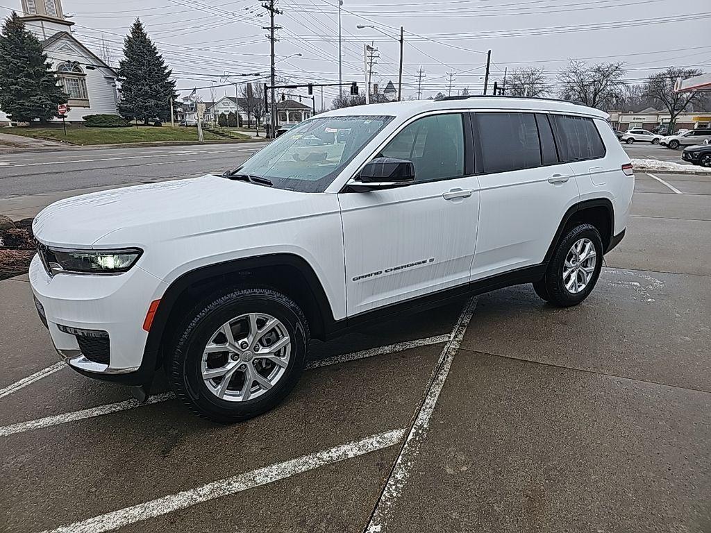 used 2023 Jeep Grand Cherokee L car, priced at $33,681