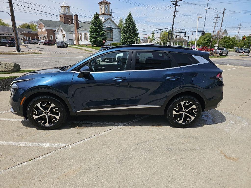used 2025 Kia Sportage Hybrid car, priced at $30,481