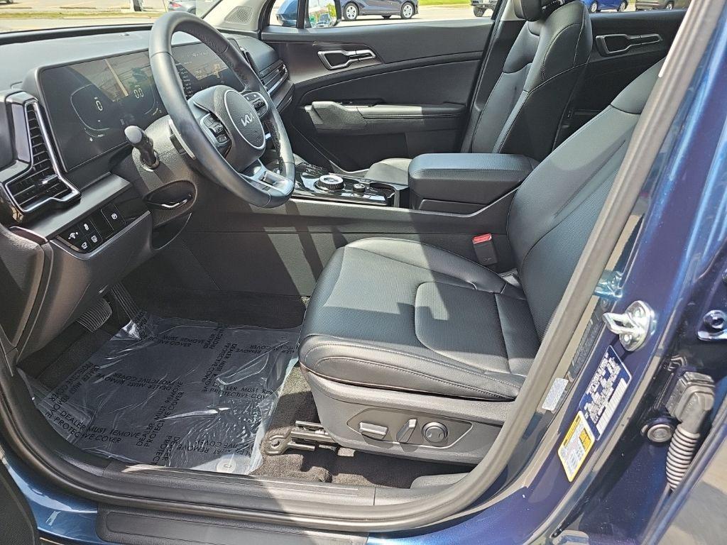 used 2025 Kia Sportage Hybrid car, priced at $30,481