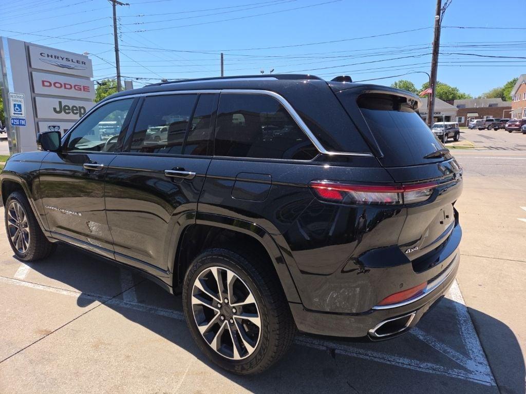 used 2023 Jeep Grand Cherokee car, priced at $36,481