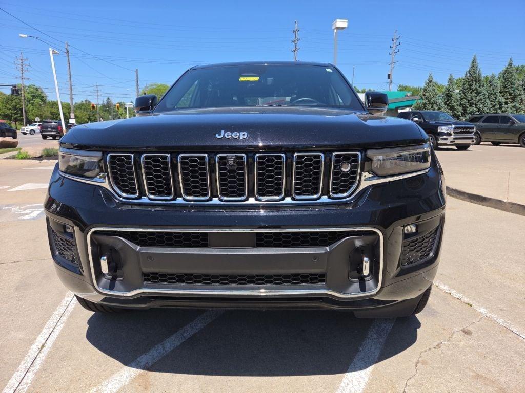 used 2023 Jeep Grand Cherokee car, priced at $36,481