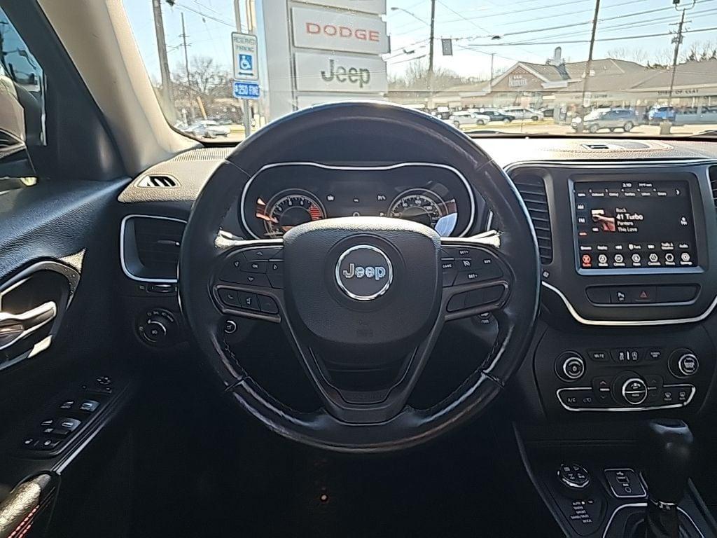 used 2019 Jeep Cherokee car, priced at $15,981