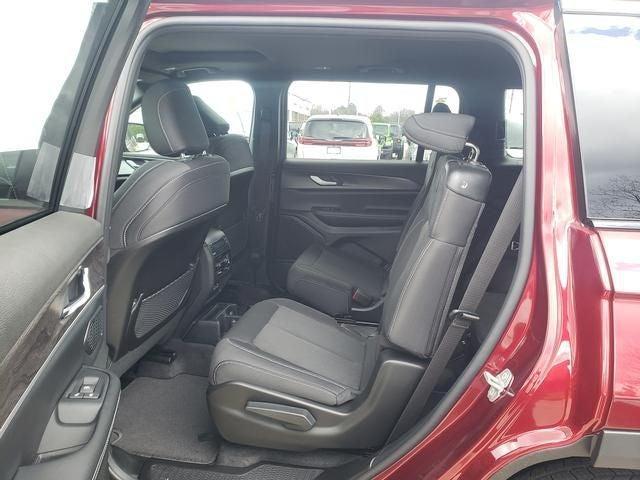 new 2026 Jeep Grand Cherokee L car, priced at $46,625