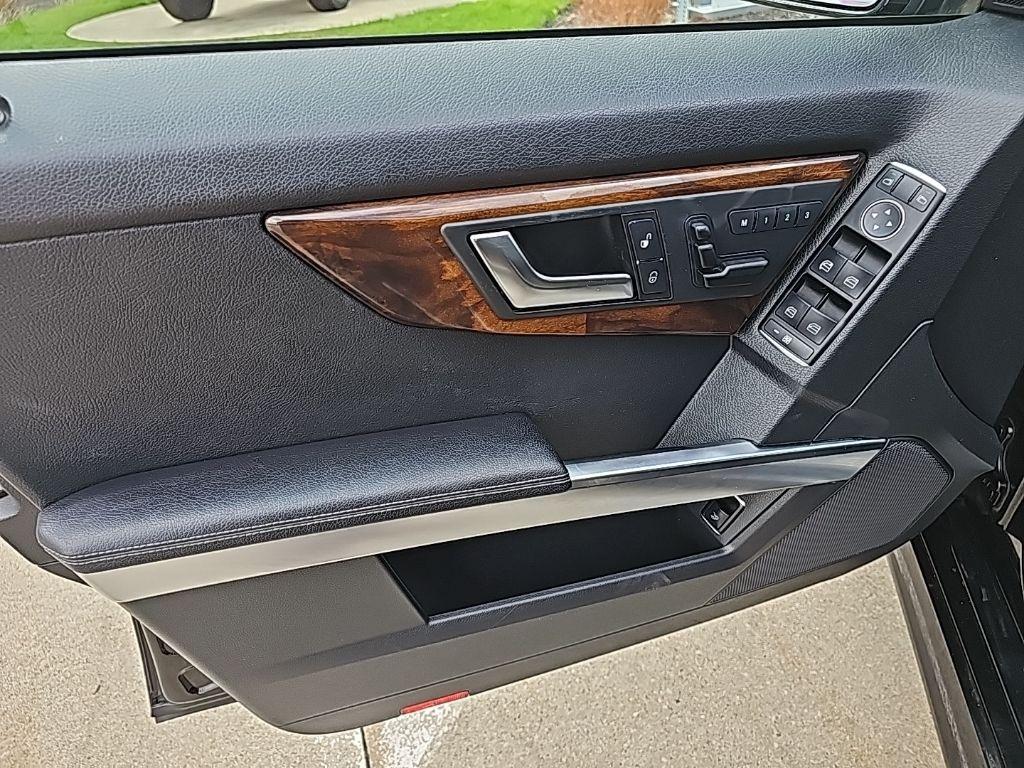 used 2013 Mercedes-Benz GLK-Class car, priced at $10,481