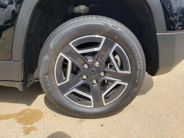 new 2026 Jeep Cherokee car, priced at $40,590