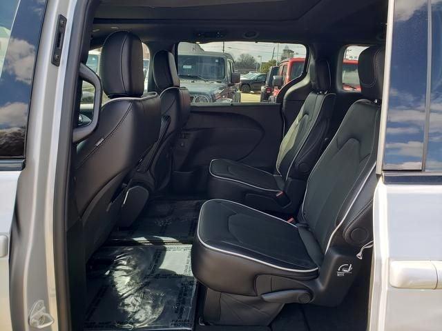 new 2026 Chrysler Pacifica car, priced at $48,076