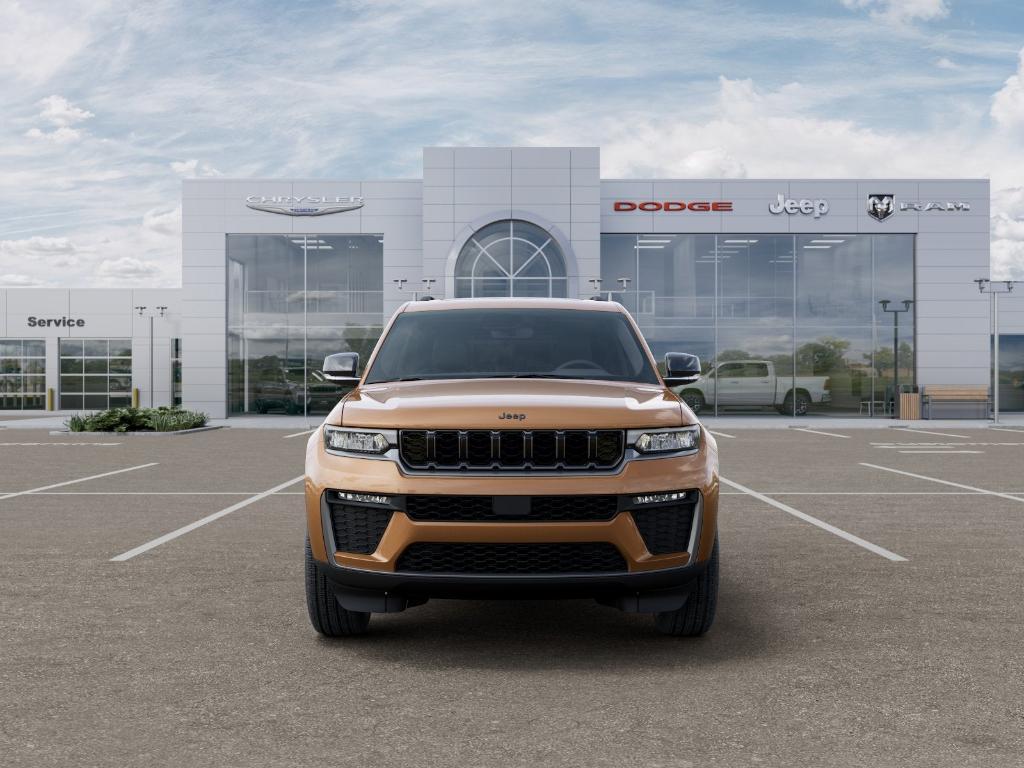new 2026 Jeep Grand Cherokee car, priced at $43,301