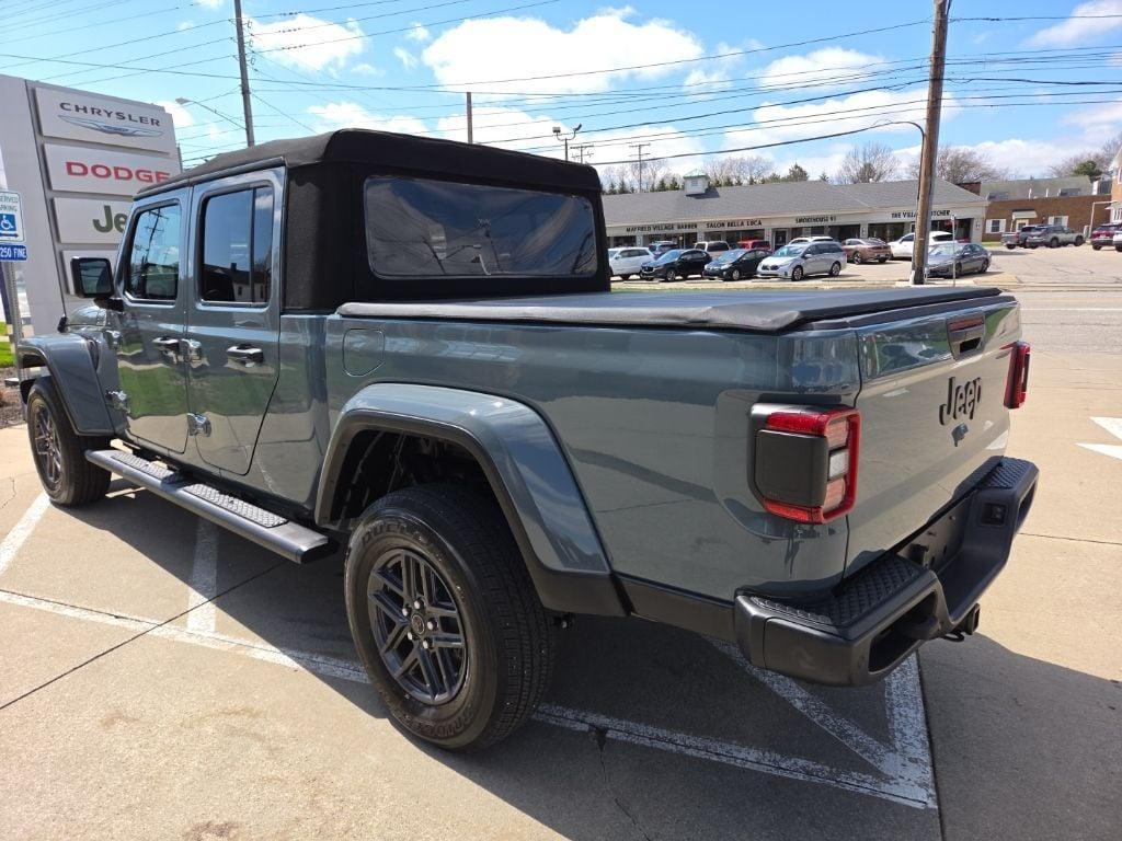 used 2024 Jeep Gladiator car, priced at $36,981