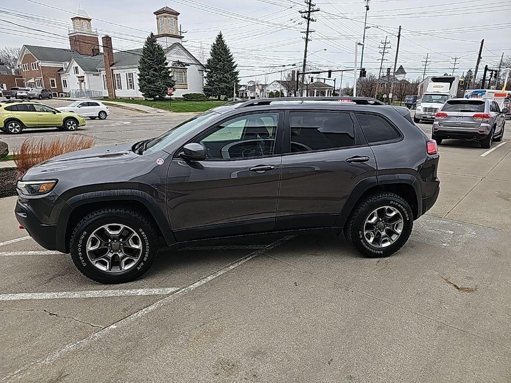 used 2019 Jeep Cherokee car, priced at $18,881