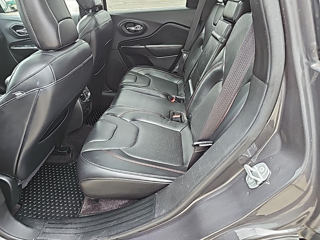 used 2019 Jeep Cherokee car, priced at $18,881