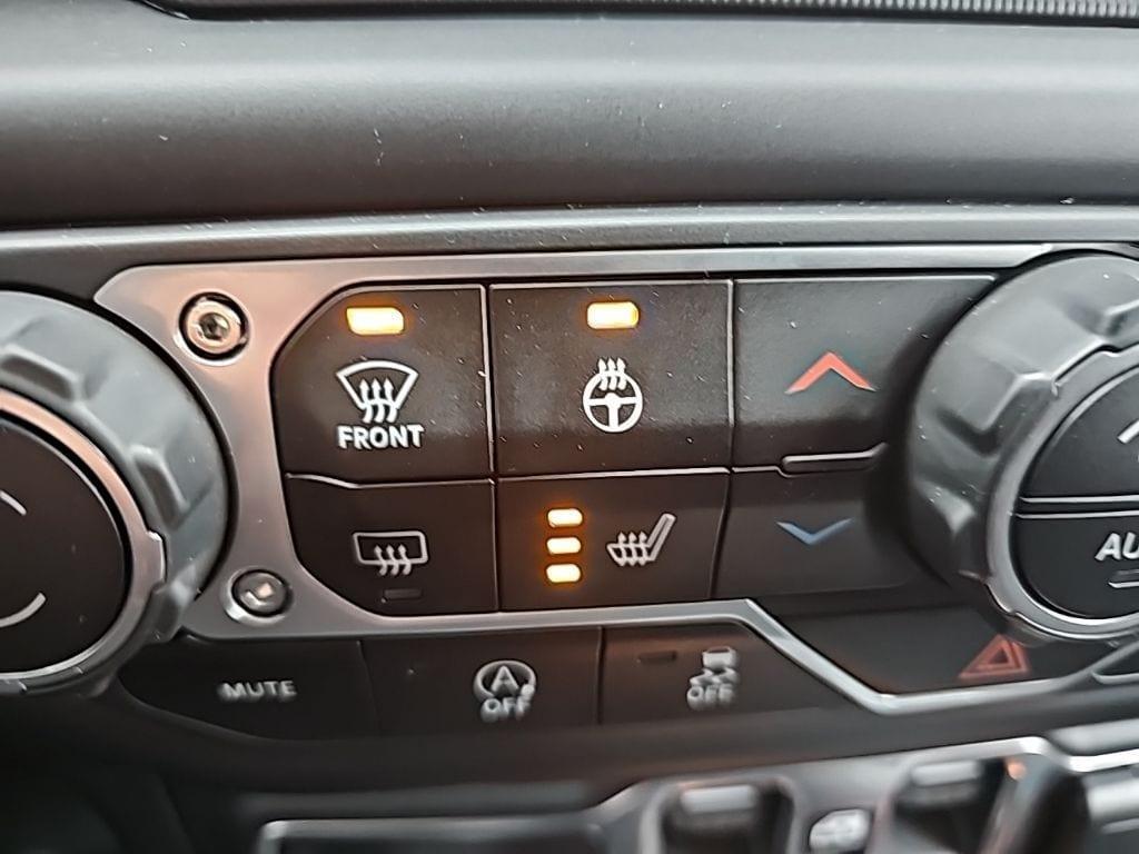 used 2020 Jeep Gladiator car, priced at $25,981