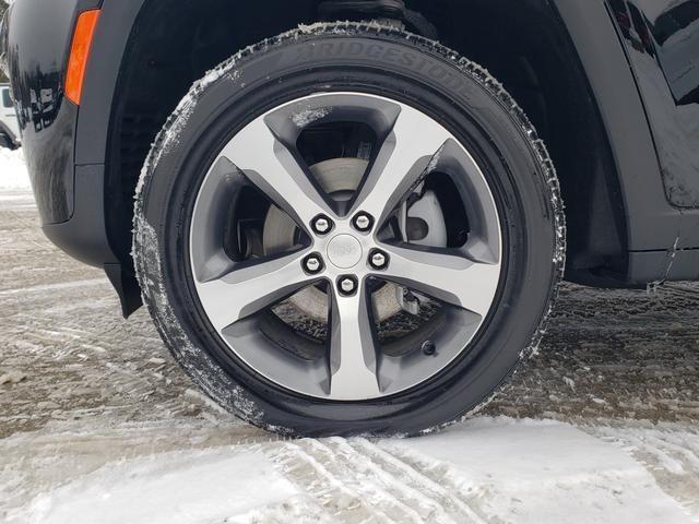 new 2026 Jeep Grand Cherokee car, priced at $45,164