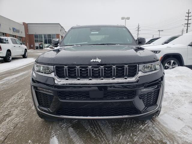 new 2026 Jeep Grand Cherokee car, priced at $43,164