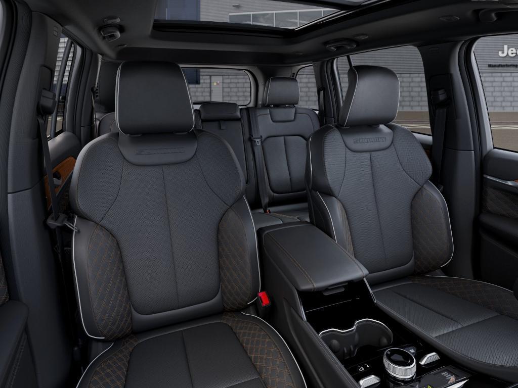 new 2026 Jeep Grand Cherokee car, priced at $61,505