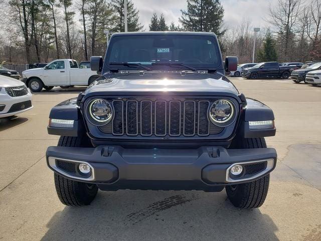 new 2026 Jeep Gladiator car, priced at $46,178