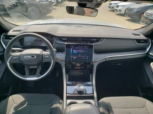 used 2025 Jeep Grand Cherokee car, priced at $41,170