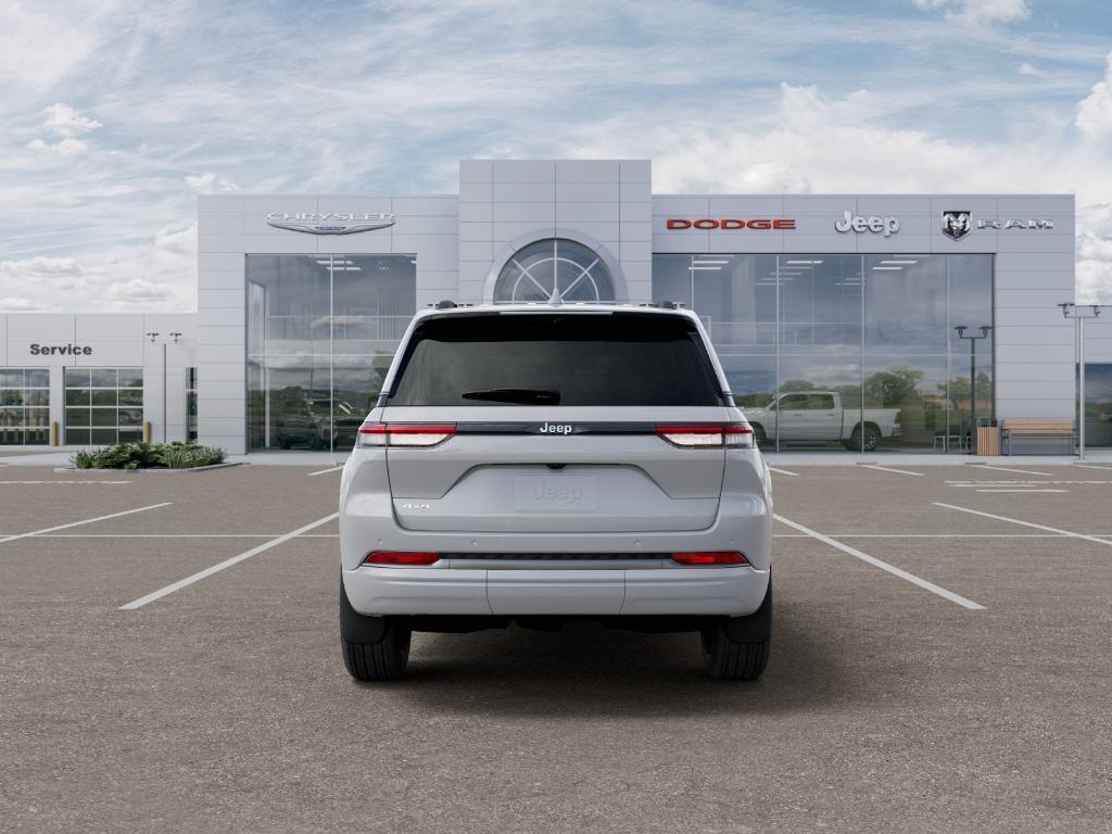 new 2026 Jeep Grand Cherokee car, priced at $49,236