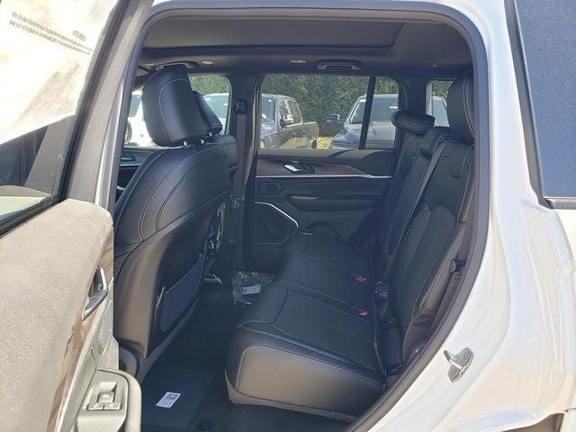 new 2026 Jeep Grand Cherokee car, priced at $49,236