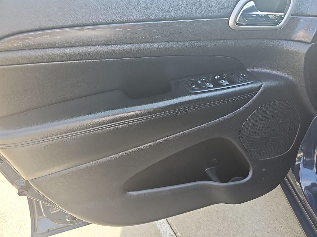 used 2018 Jeep Grand Cherokee car, priced at $15,981