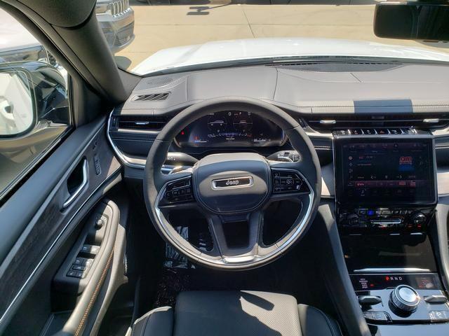 new 2025 Jeep Grand Cherokee L car, priced at $56,167