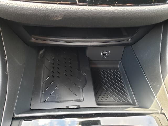 new 2026 Chrysler Pacifica car, priced at $47,938