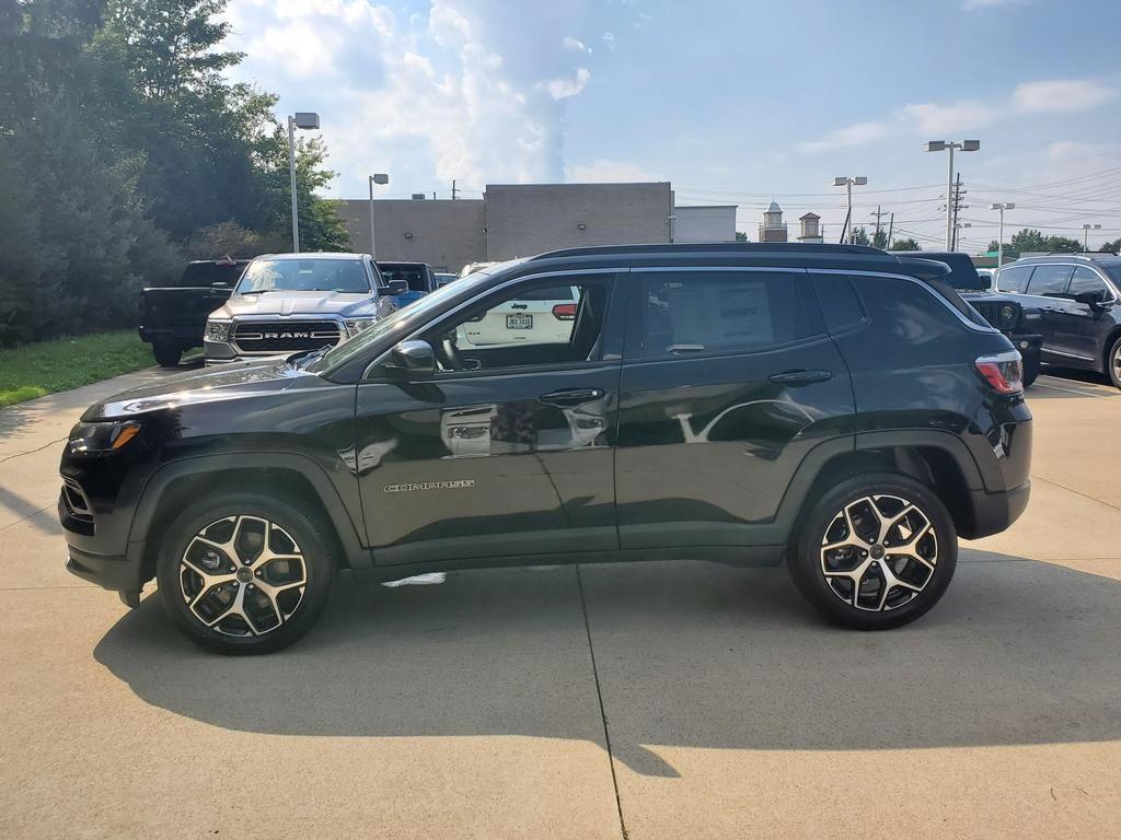 new 2026 Jeep Compass car, priced at $35,561