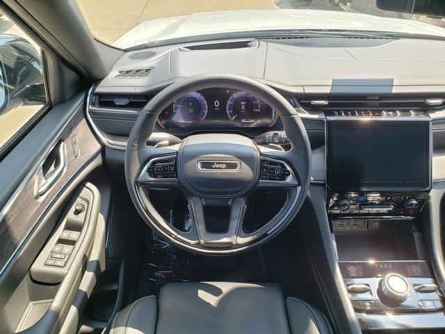 new 2025 Jeep Grand Cherokee L car, priced at $63,163