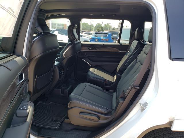 new 2025 Jeep Grand Cherokee L car, priced at $63,163