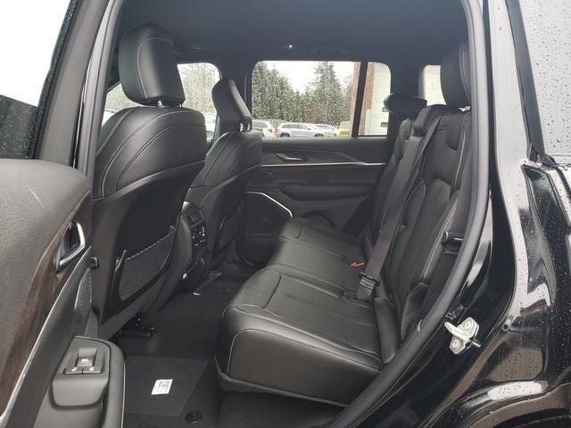 new 2026 Jeep Grand Cherokee car, priced at $43,563