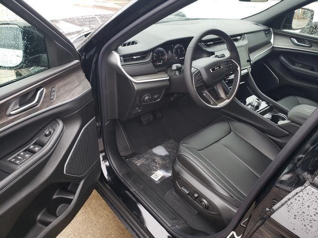 new 2026 Jeep Grand Cherokee car, priced at $43,563