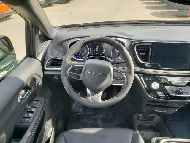 new 2026 Chrysler Pacifica car, priced at $44,816