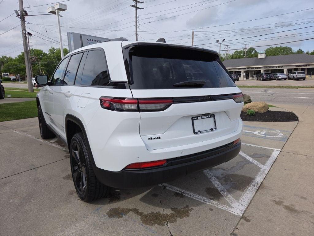 used 2024 Jeep Grand Cherokee car, priced at $38,981