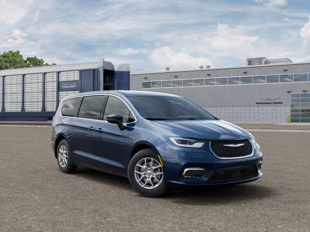 new 2025 Chrysler Pacifica car, priced at $43,220