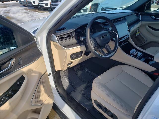 new 2026 Jeep Grand Cherokee L car, priced at $48,804